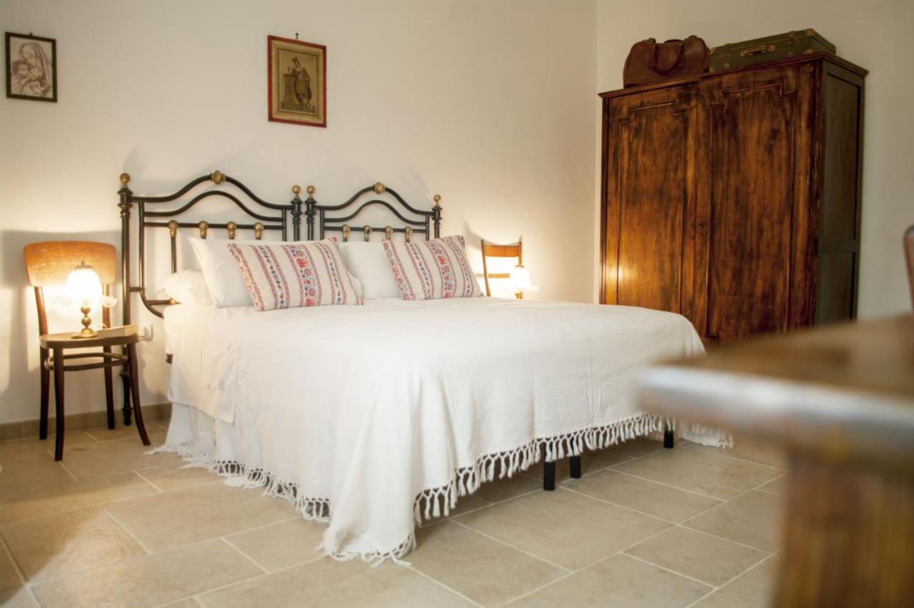 Il Trullo Bianco A Masseria Santalachicca Masseria Orimini Eksteriør bilde