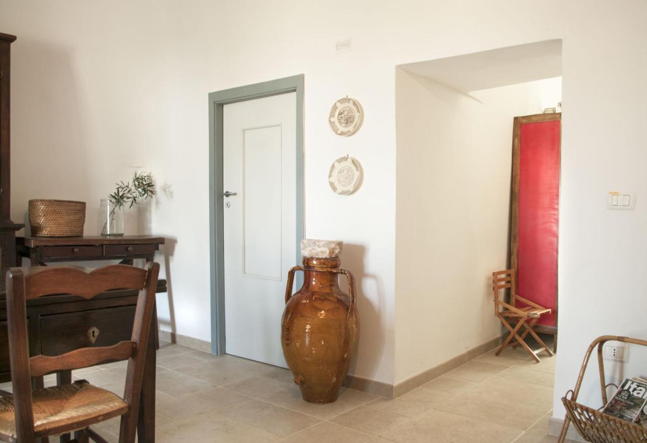 Il Trullo Bianco A Masseria Santalachicca Masseria Orimini Eksteriør bilde