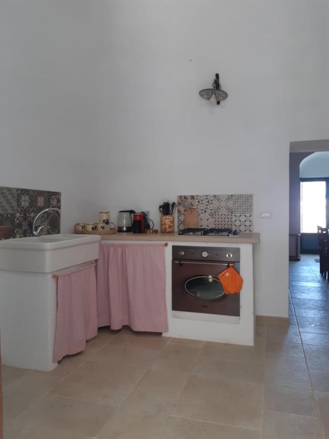 Il Trullo Bianco A Masseria Santalachicca Masseria Orimini Eksteriør bilde