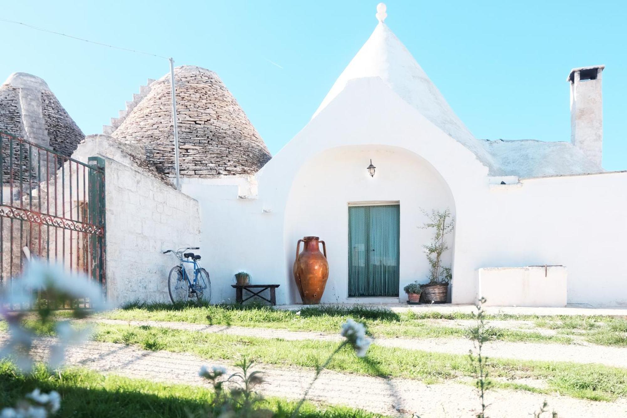 Il Trullo Bianco A Masseria Santalachicca Masseria Orimini Eksteriør bilde